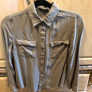 Button down Army green top